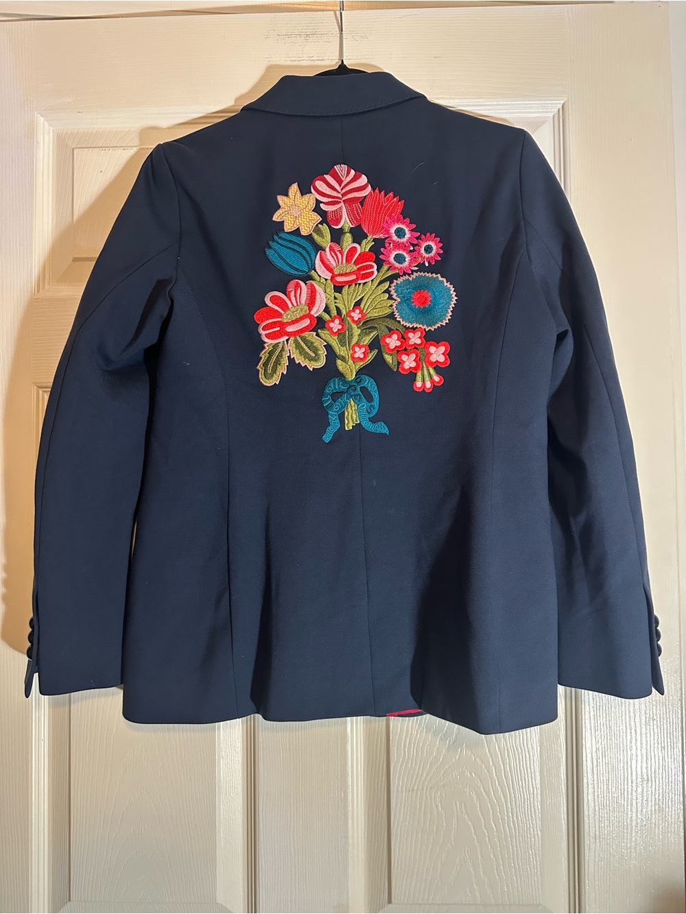 Vilagallo Navy Blazer with Multicolor Floral Embroidery